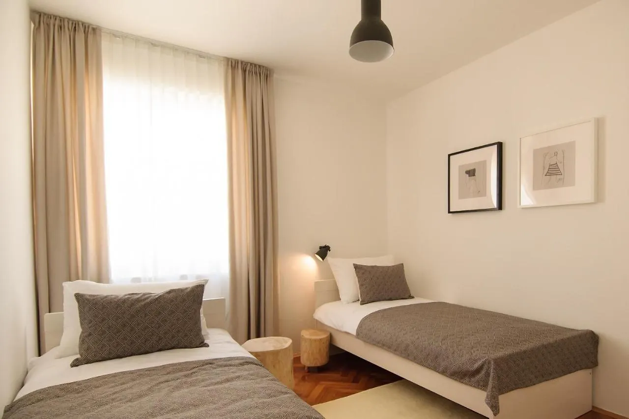 Julie City Centre Porec Apartment
