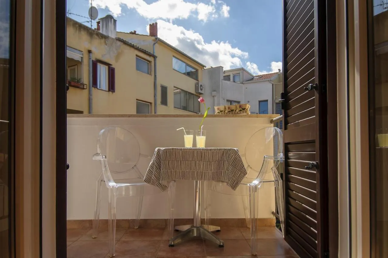 Julie City Centre Porec Apartment