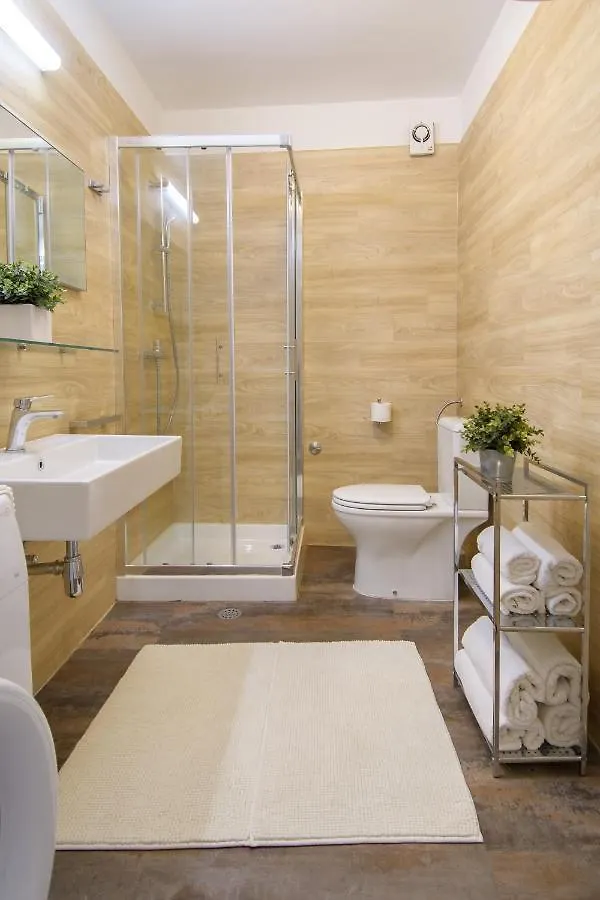 Julie City Centre Porec Apartment